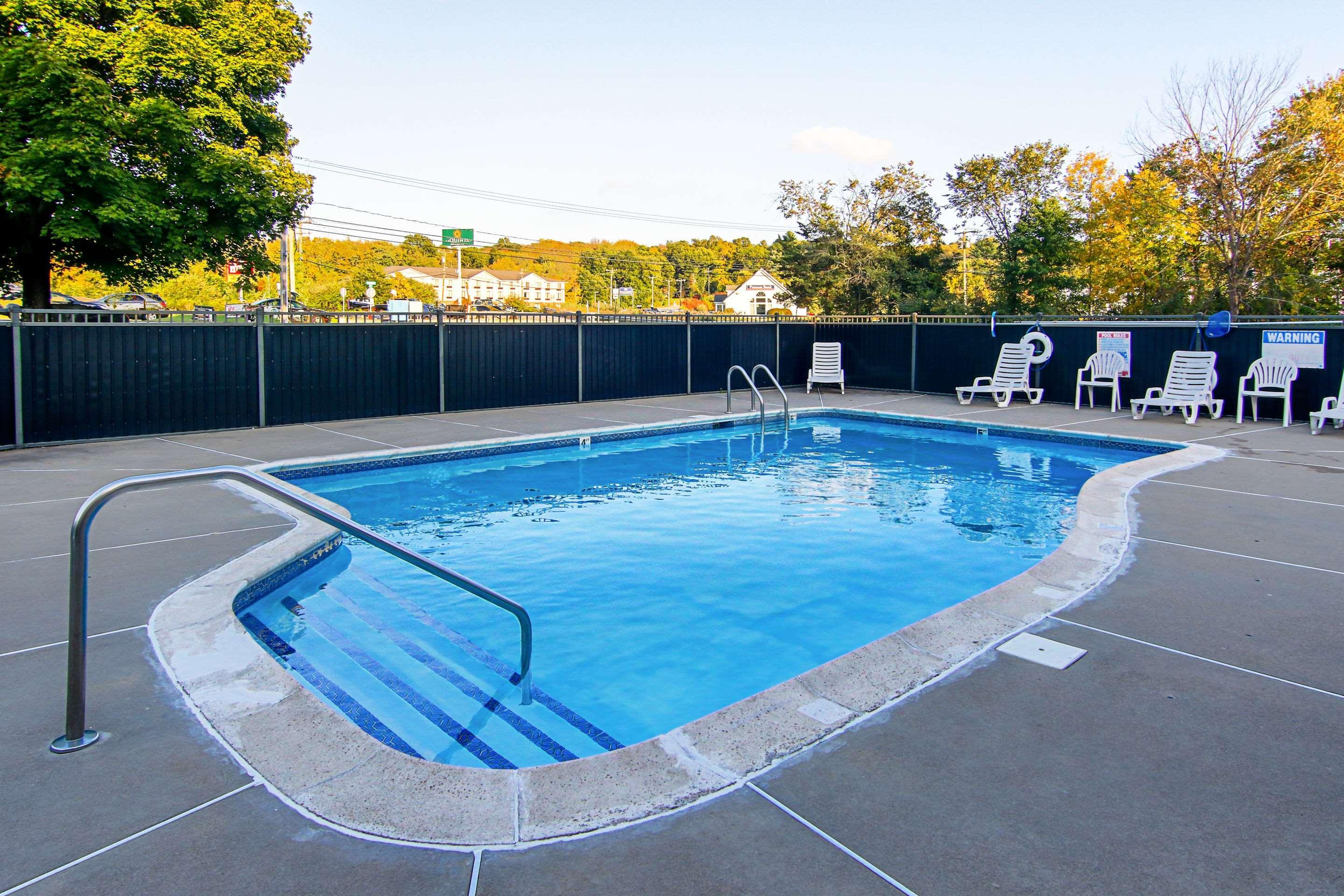Quality Inn Plainfield I-395 Exterior foto