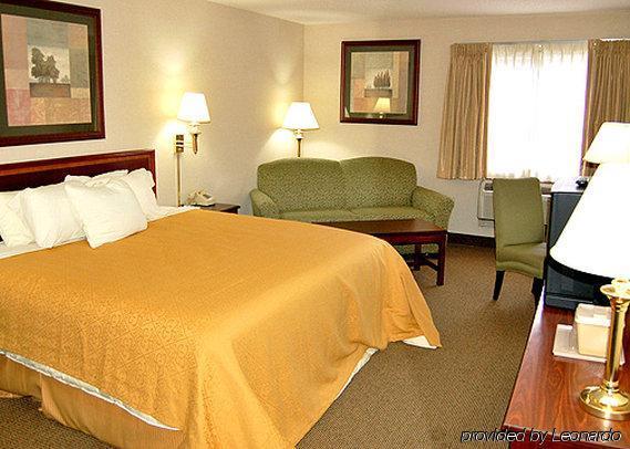 Quality Inn Plainfield I-395 Habitación foto